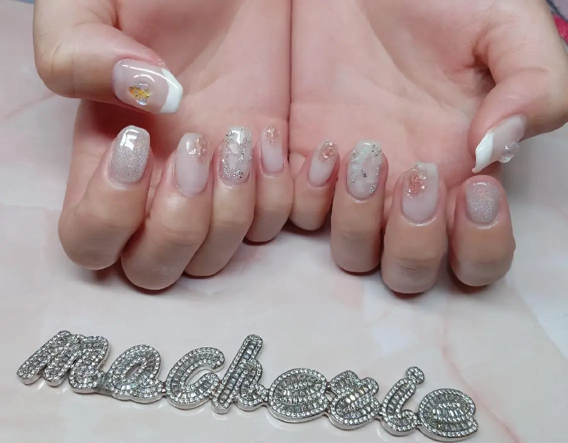 ネイル ホワイト ハンドネイル Nail Salon macherieのネイルデザイン
