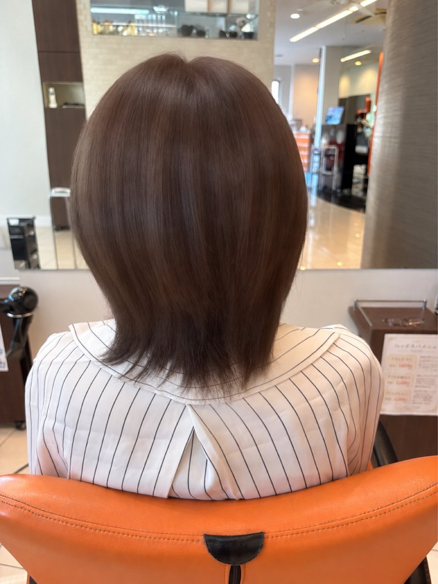 ショート ヘアカラー 米本 実桜のヘアスタイル