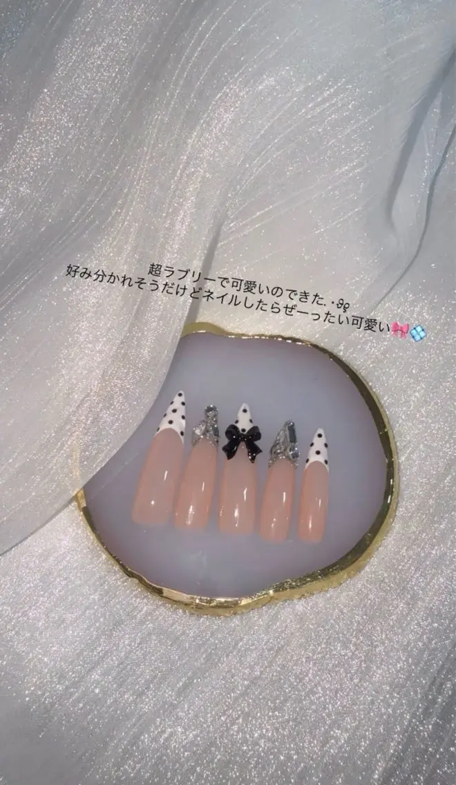 ネイル Nailroom Hのネイルデザイン