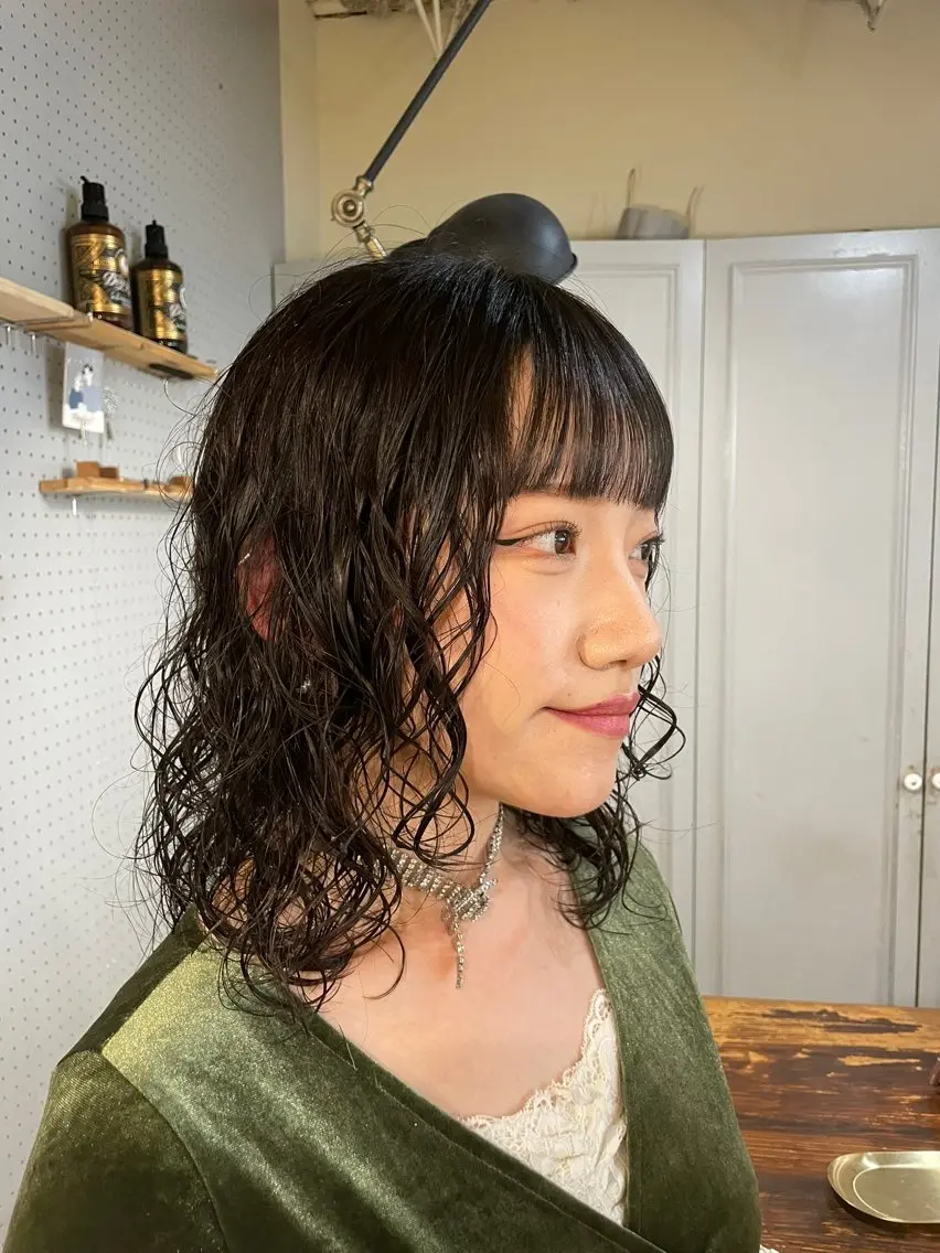 ミディアム パーマ カット パーマ 🤩噂のMr.髪ポジ ティブ®️yu🤩のヘアスタイル