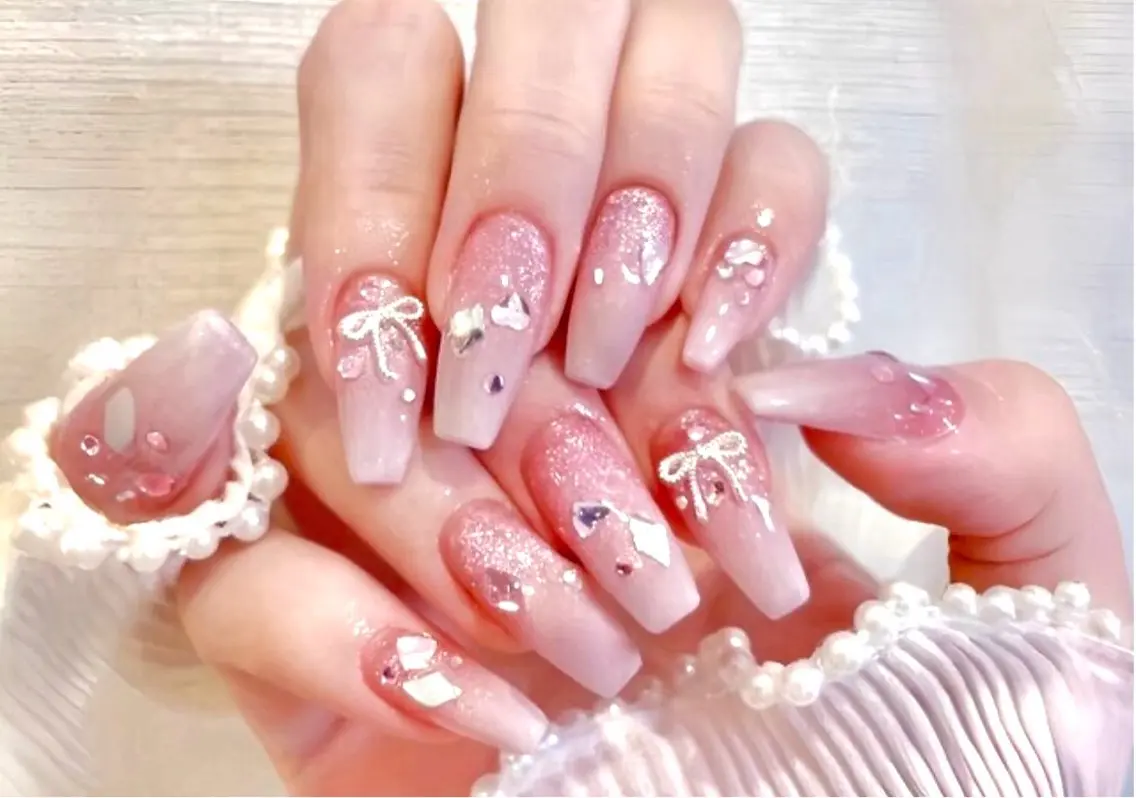 ネイル ハンドネイル H3 Nail Miniのネイルデザイン