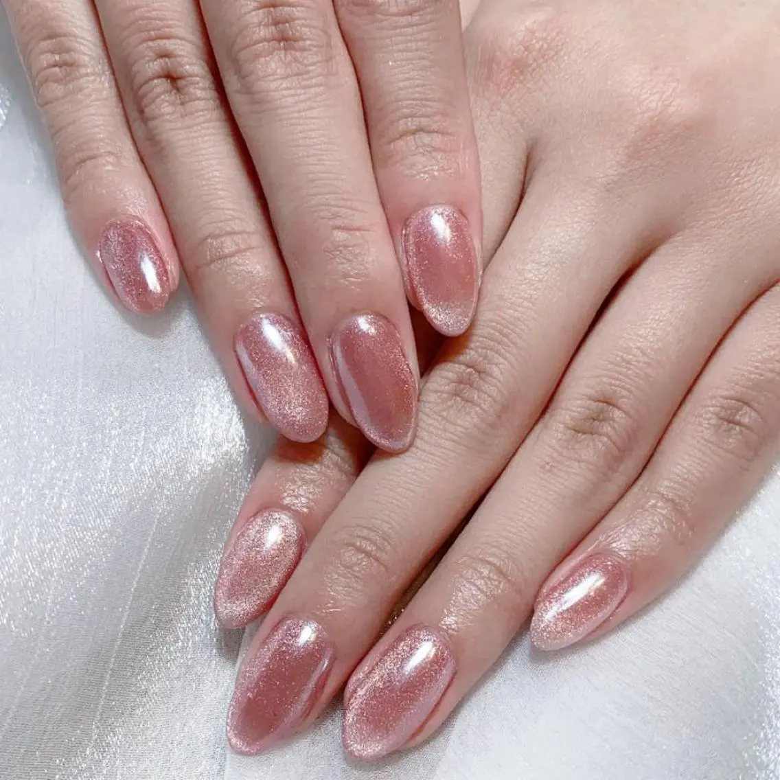 ネイル オーロラネイル マグネットネイル ハンドネイル NAILサロン 木にいるのネイルデザイン