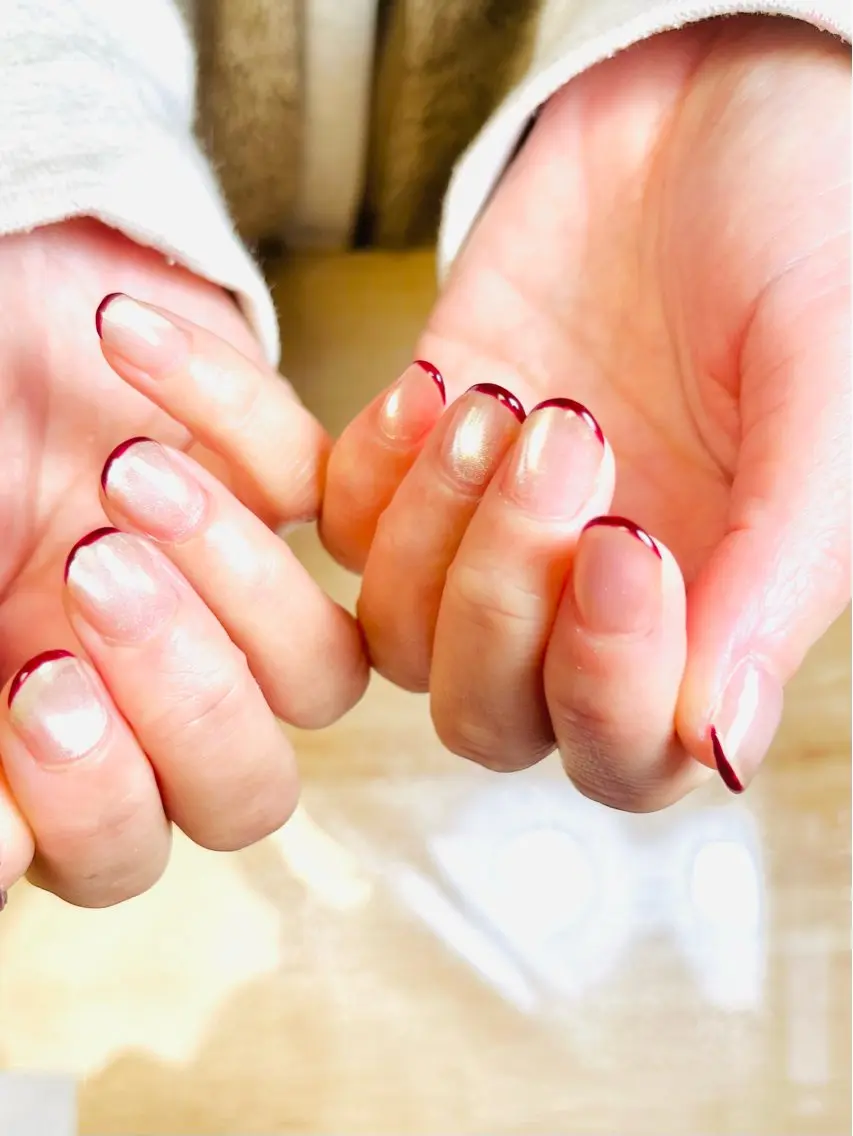 ネイル ボルドー フレンチネイル マグネットネイル バレンタイン ハンドネイル Hum nail  roomのネイルデザイン