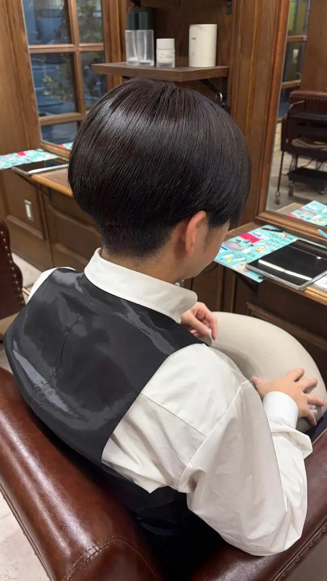 メンズ モネ｜CLUTCH メンズカットカラーのヘアスタイル
