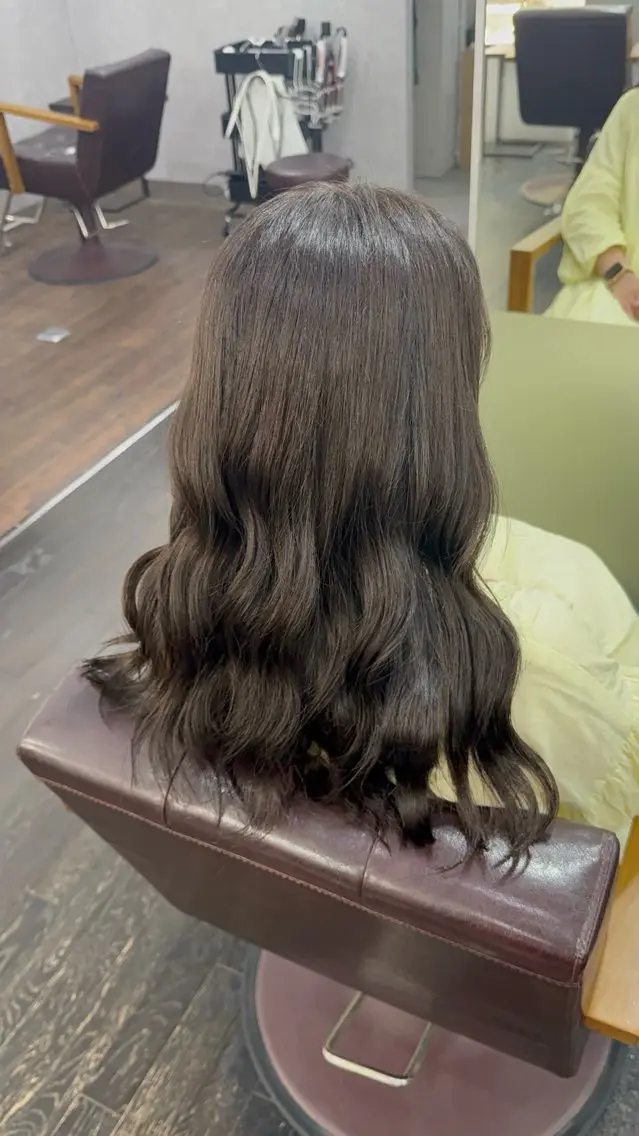 ロング カラー 透明感カラー ヘアカラー トリートメント 【ili 梅田】 🐰清水 梨央🤍のヘアスタイル