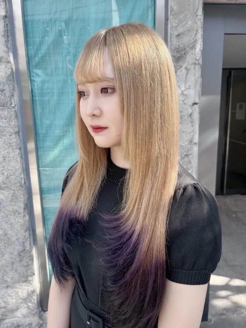 ロング 🩷アニメカラー🩵 mihoのヘアスタイル