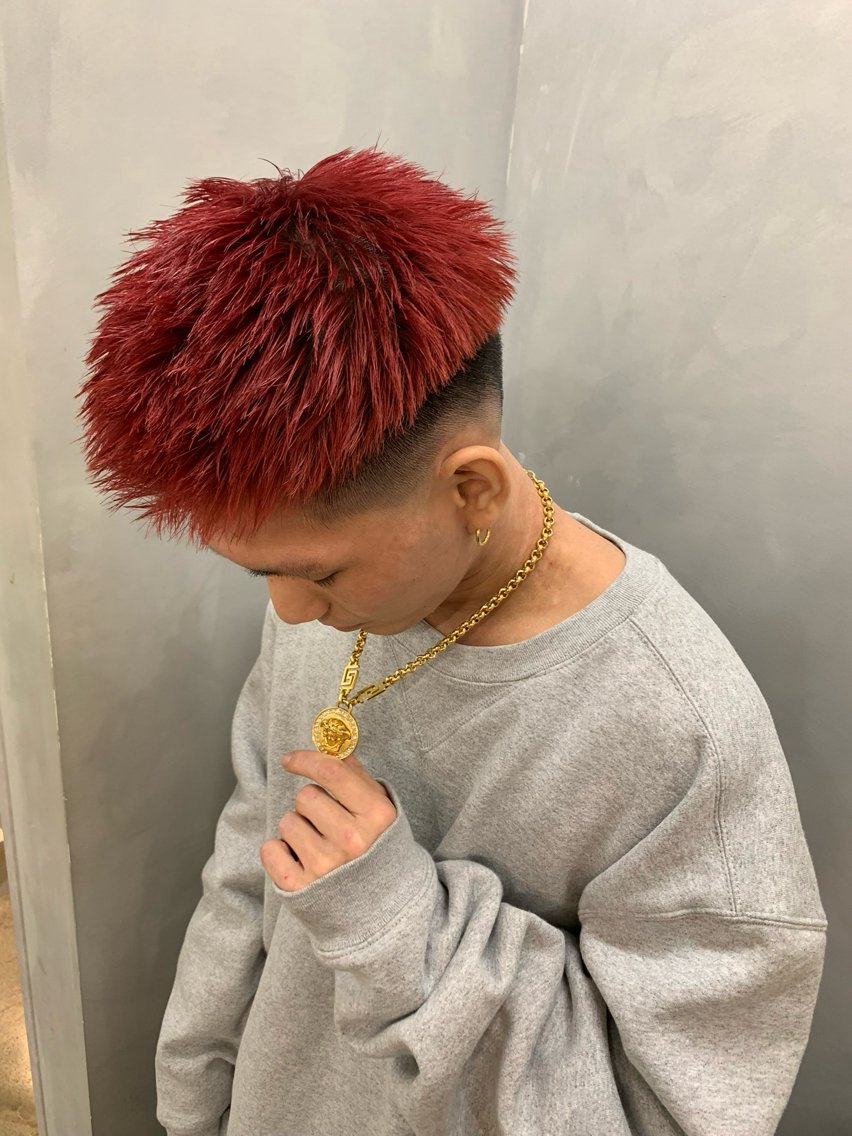 カラー 重松 丈博のヘアスタイル