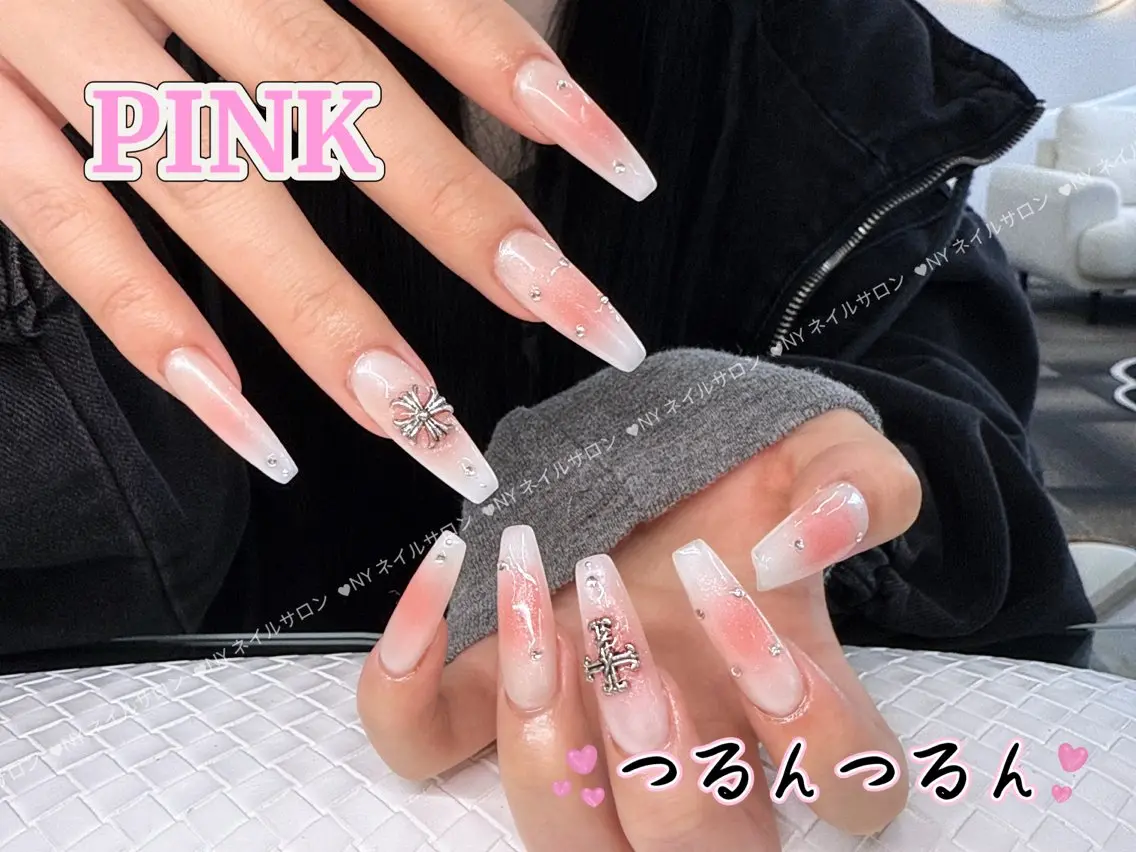 ネイル 長さ出し フットネイル フレンチネイル ジェルネイル ガーリー ハンドネイル NYネイルサロン 千葉中央店のネイルデザイン