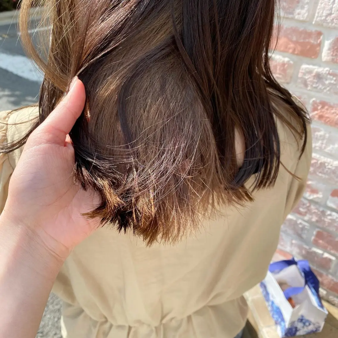 ミディアム カラー ベージュカラー ブリーチ インナーカラー ミルクティーベージュ 関口 桃花🌷 暖色カラーのヘアスタイル