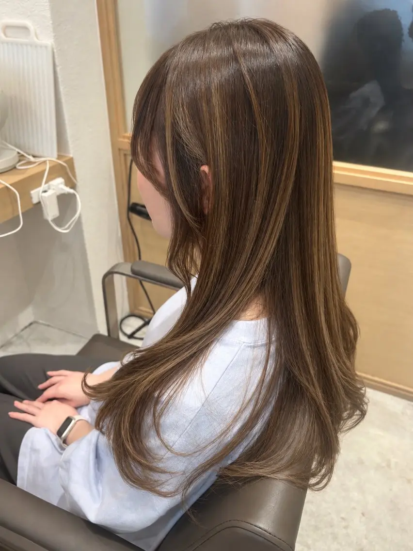 ロング カラー カット ヘアカラー トリートメント ヘッドスパ 久木原 ゆりのヘアスタイル