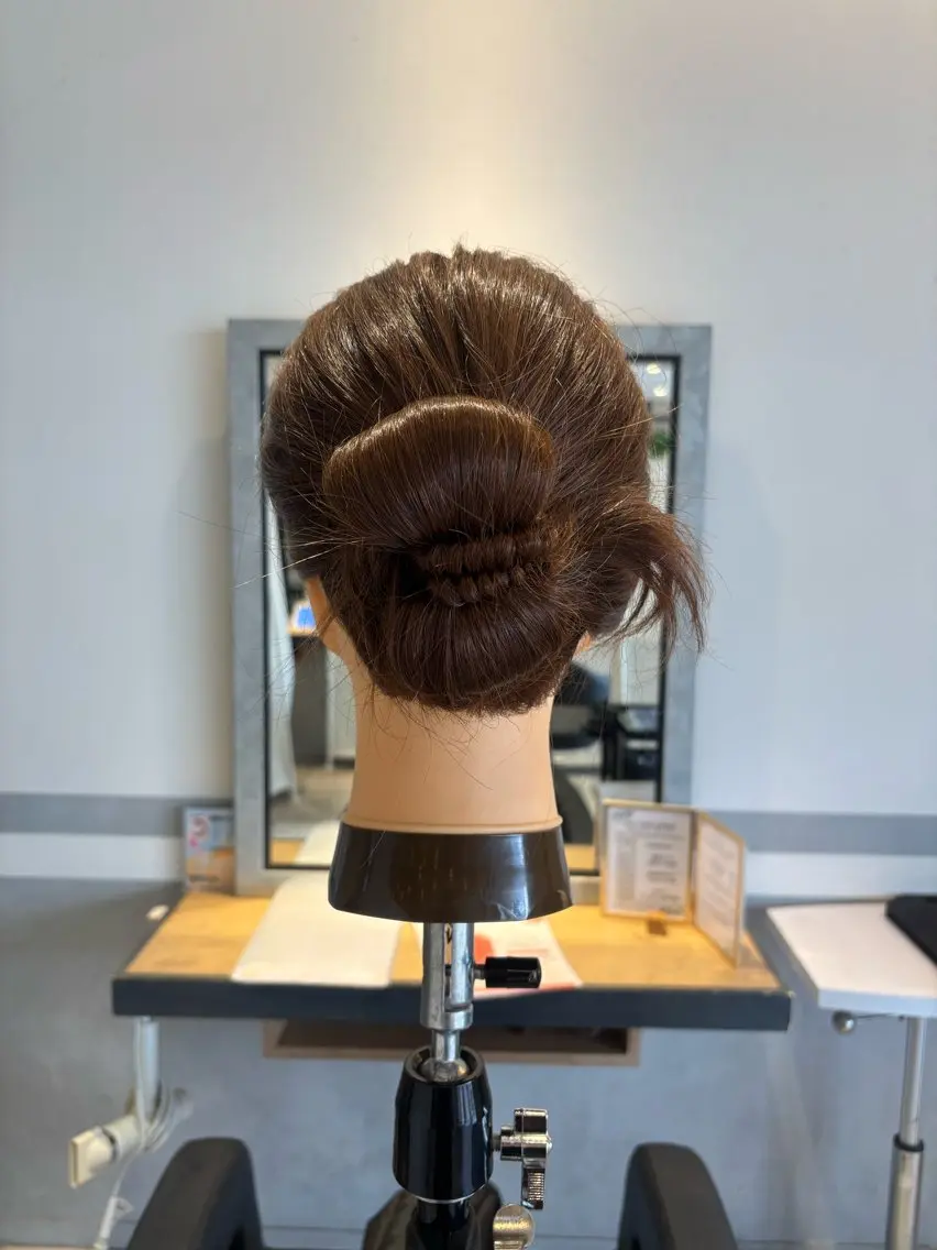 ヘアアレンジ 浅井 唯のヘアスタイル