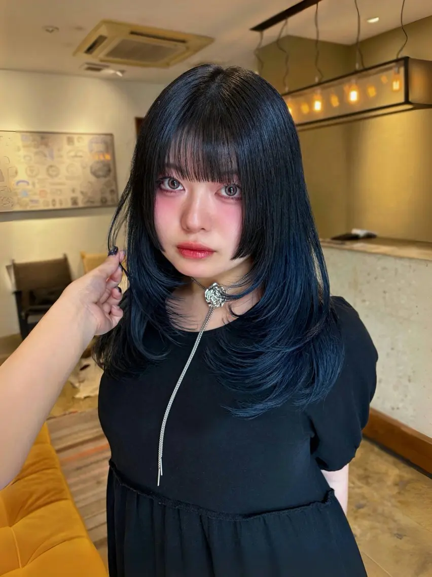 セミロング カラー カット ヘアカラー 𝒚𝒖-𝒓𝒊 ⸝⋆艶color🌙のヘアスタイル