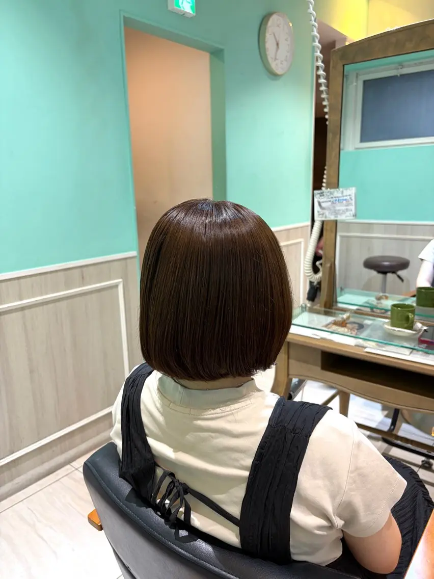 平日限定‼️カラーモデル ワンカラー+Aujua 1stepトリートメントの写真