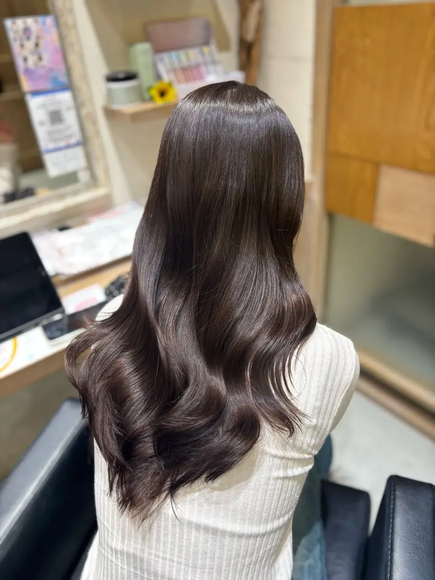 ロング カット ヘアカラー トリートメント 透明感ツヤカラー/ 縮毛矯正/静岡のヘアスタイル