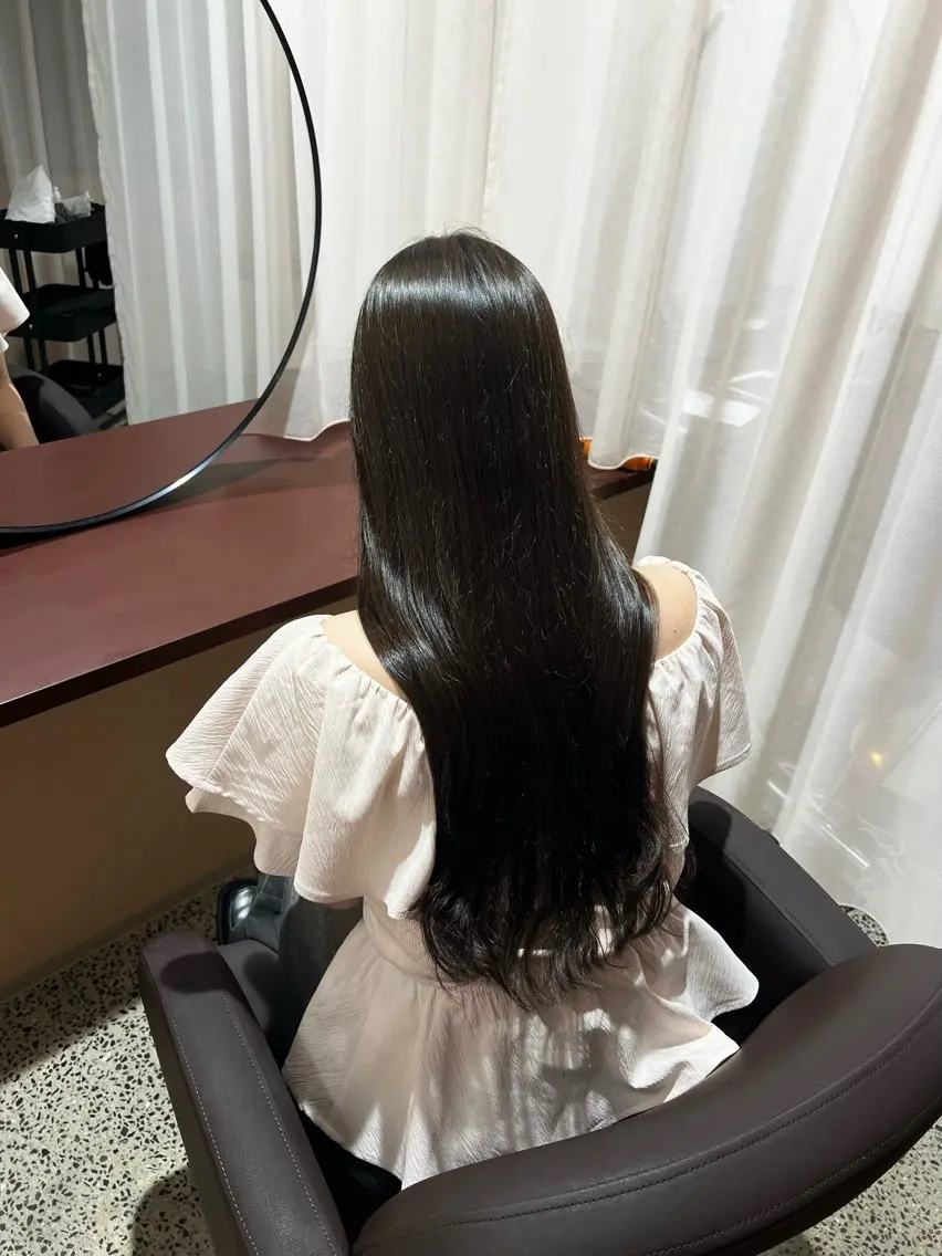 ロング HINA /ショート / YOKEのヘアスタイル