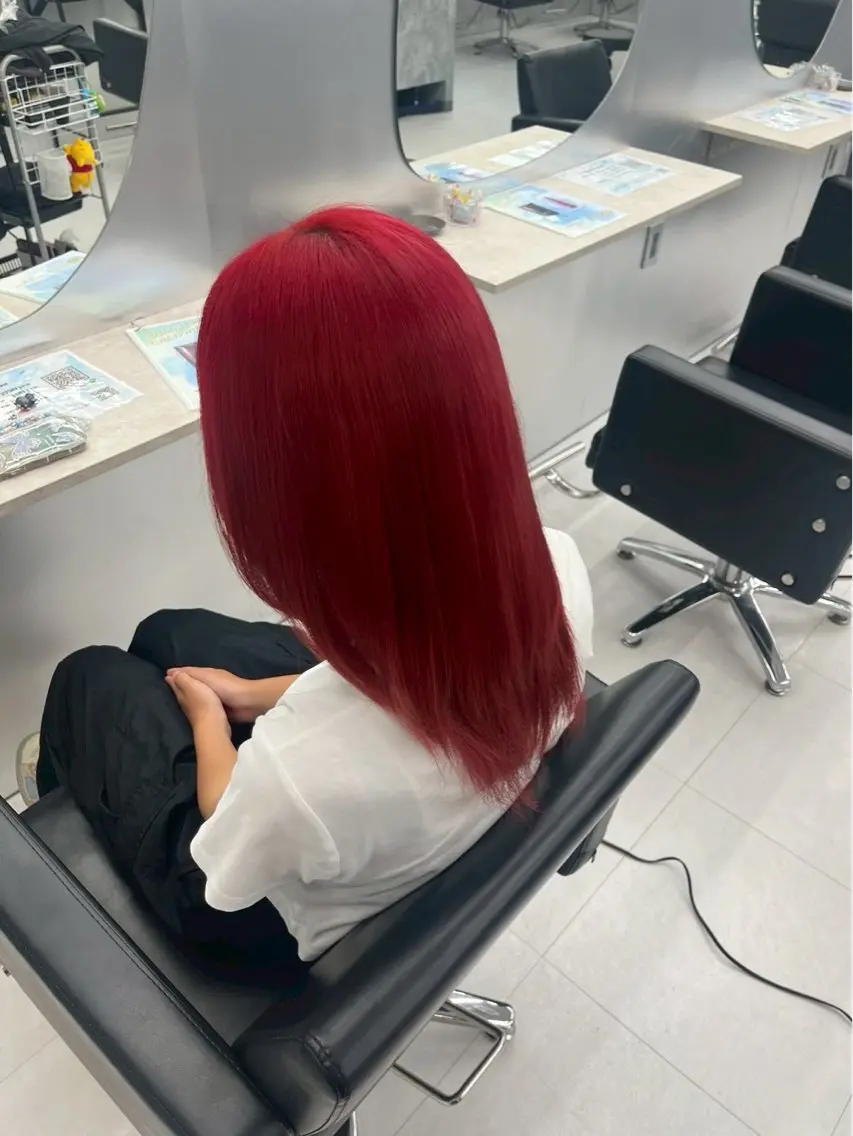 ロング カラー 🌈推し活ハイトーン 🩵荒川結星のヘアスタイル