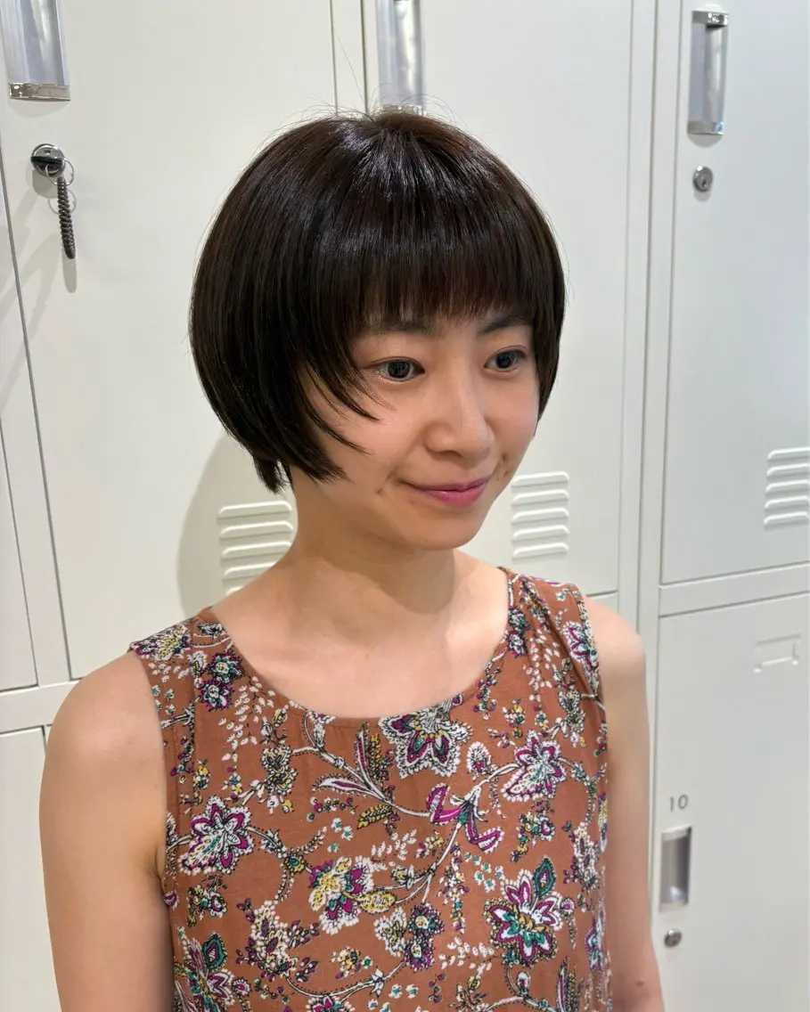 ショート カラー 切りっぱなしボブ ショートボブ ボブレイヤー ハンサムショート 丸みショート カット ヘアカラー ショート/ボブ/ 透明感カラー/ほのかのヘアスタイル