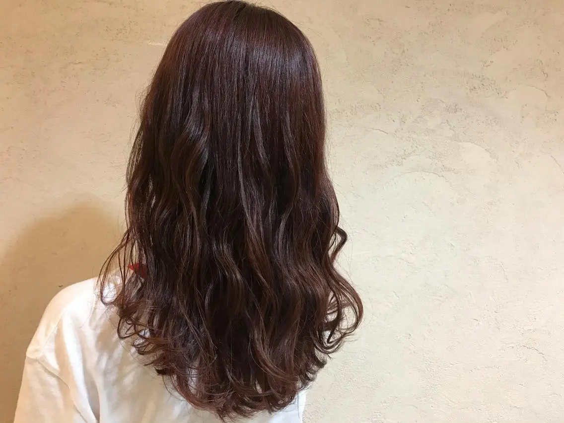 ロング カラー ueki ayaneのヘアスタイル