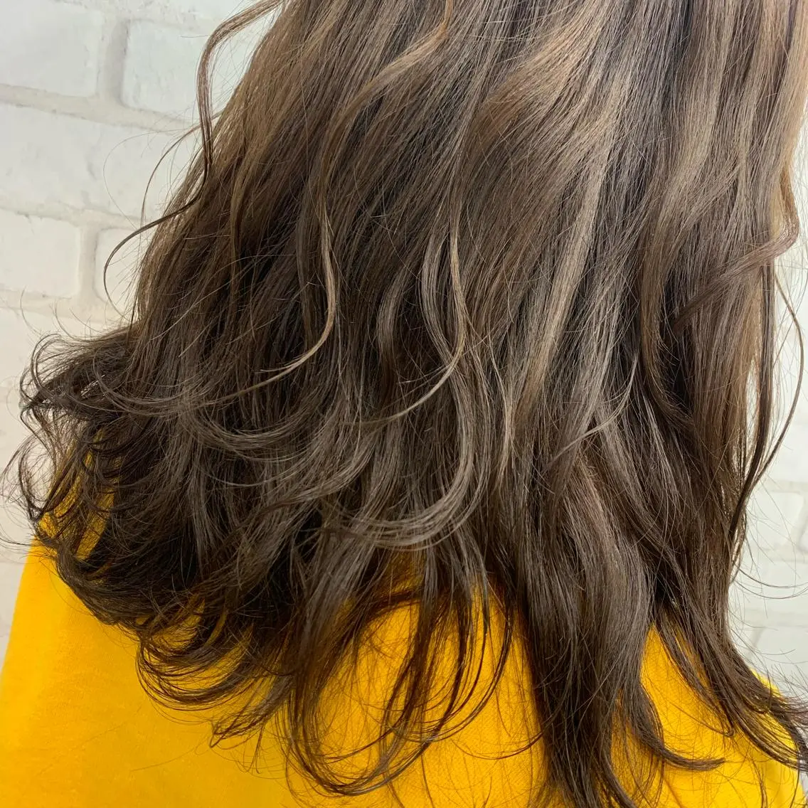 セミロング カラー ブリーチ ブリーチなしカラー ブリーチカラー🫧 森　凪沙のヘアスタイル