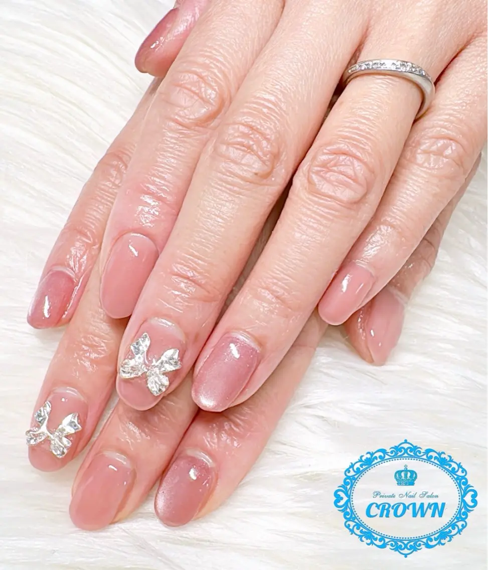 ネイル CROWN プライベートサロンのネイルデザイン