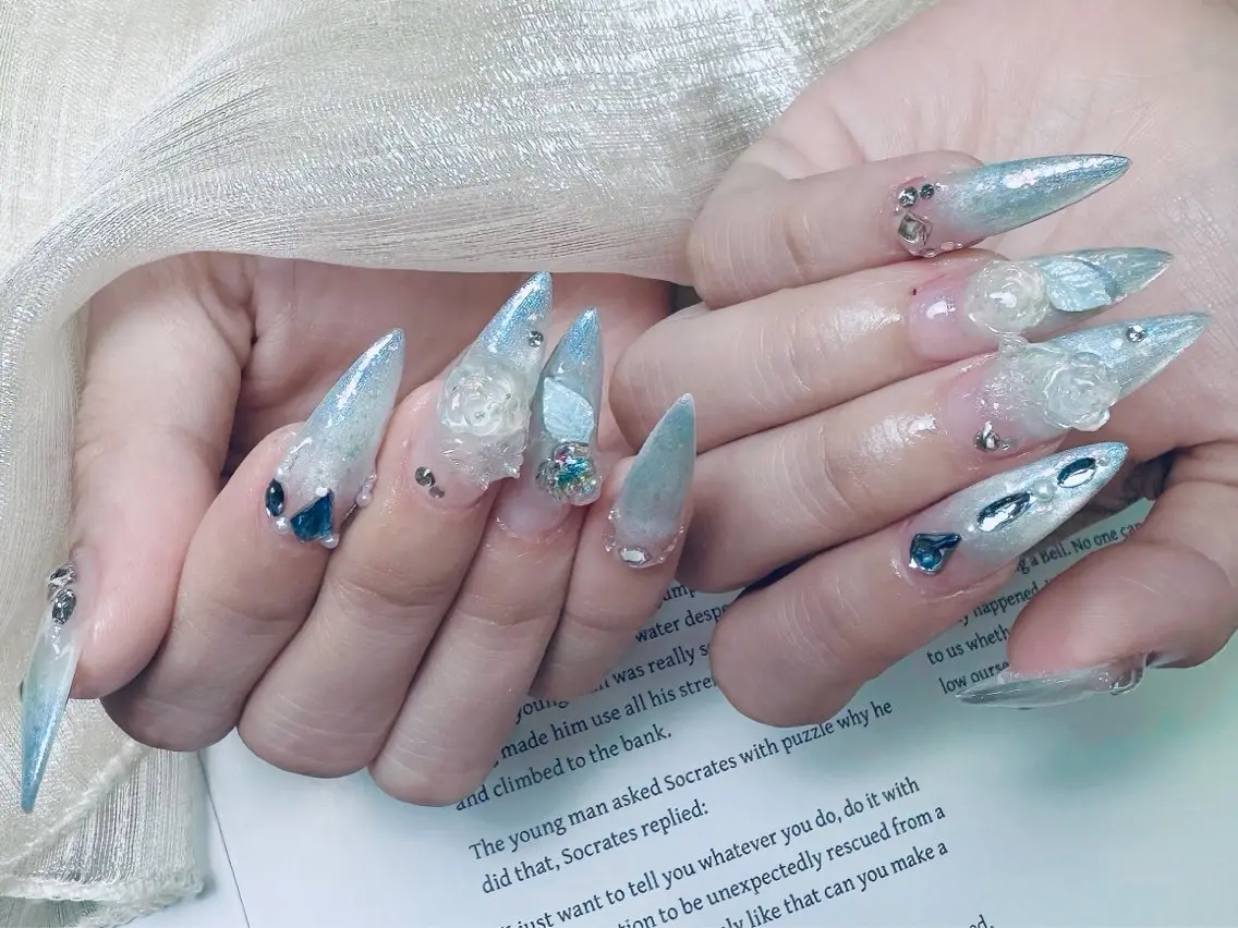 ネイル ハンドネイル Mira Nail Studioのネイルデザイン