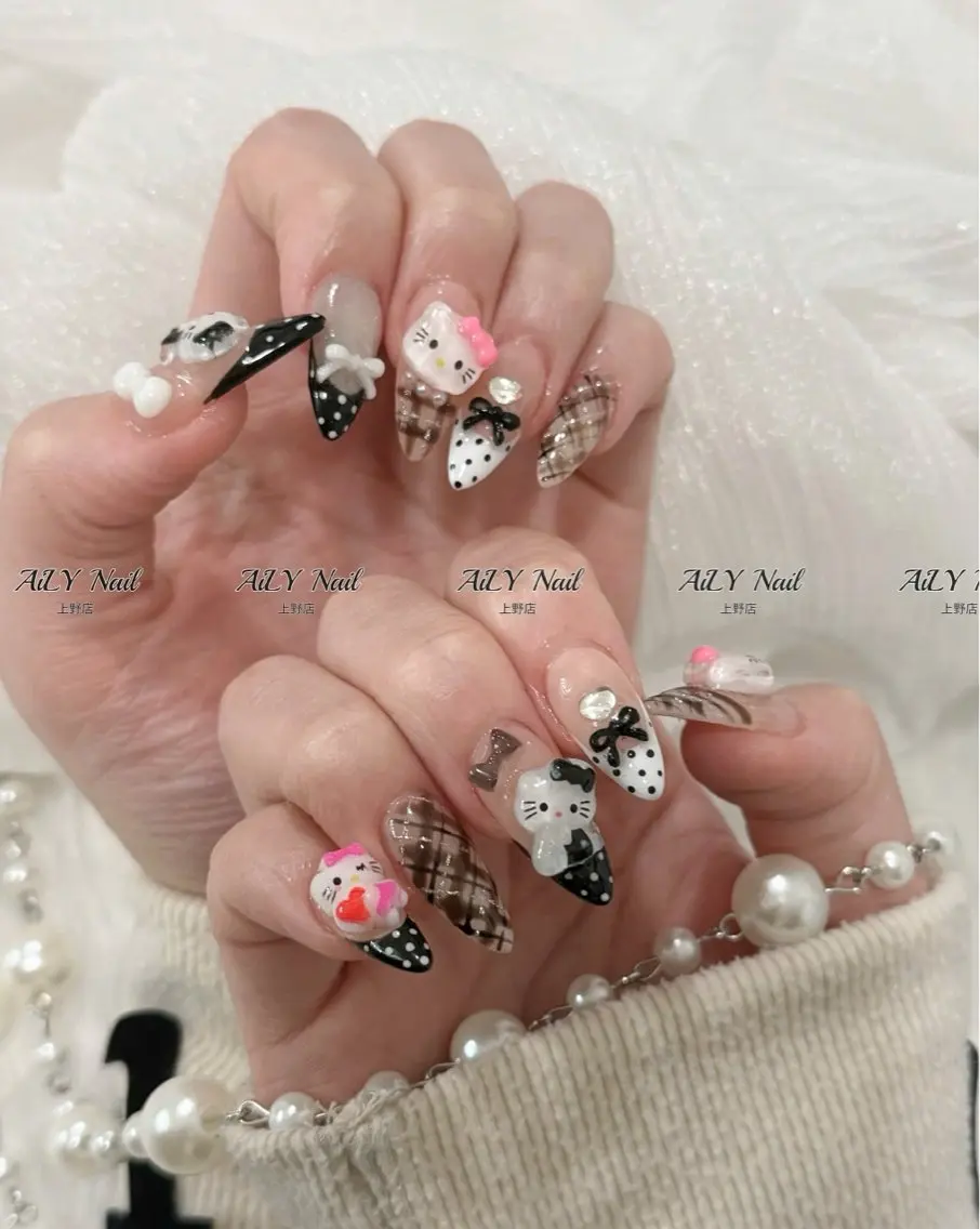 ネイル アートネイル ジェルネイル マグネットネイル ニュアンスネイル シンプルネイル ハンドネイル AiLy Nail 上野店のネイルデザイン