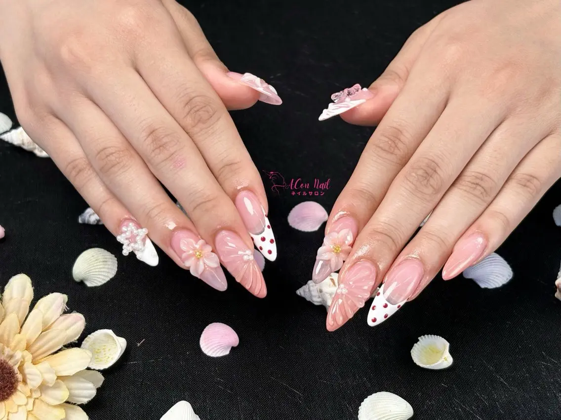 ネイル 桜ネイル 長さ出し フラワーネイル フレンチネイル ジェルネイル ハンドネイル ACon NailSalonのネイルデザイン