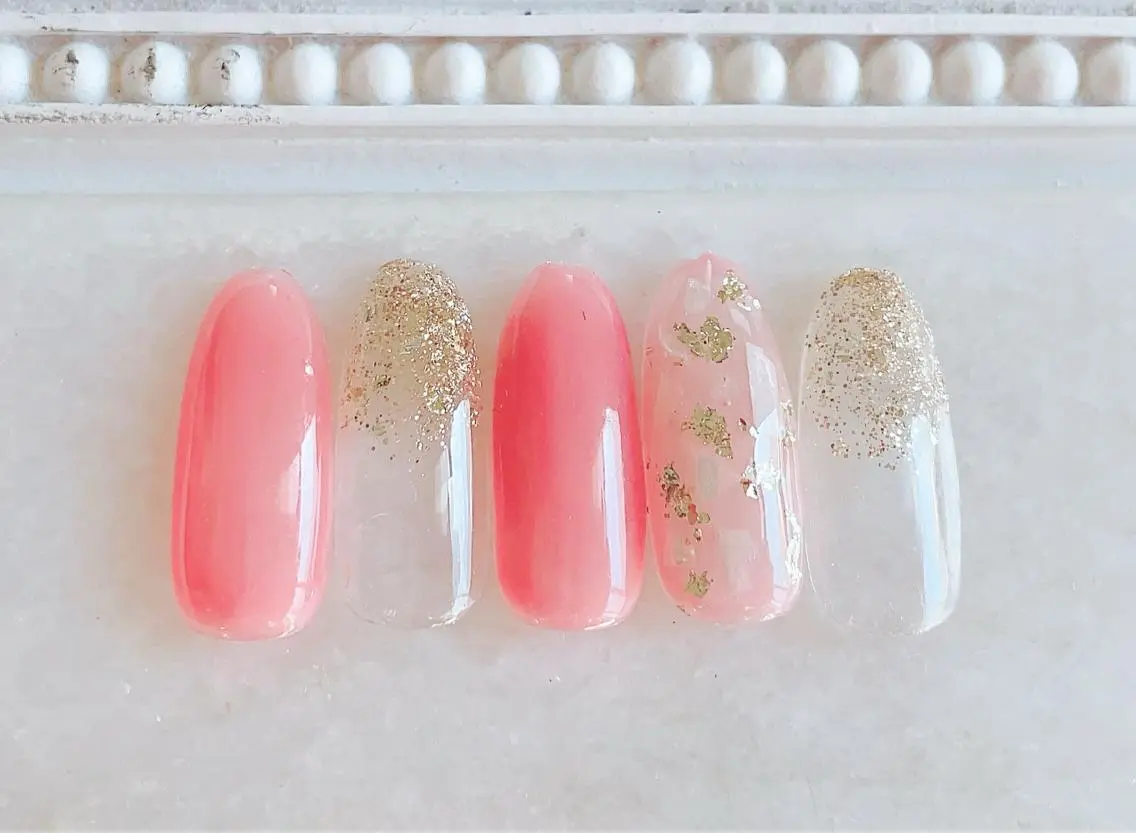 ネイル ジェルネイル キラキラネイル パラジェル シンプルネイル ハンドネイル Satomi  のネイルデザイン