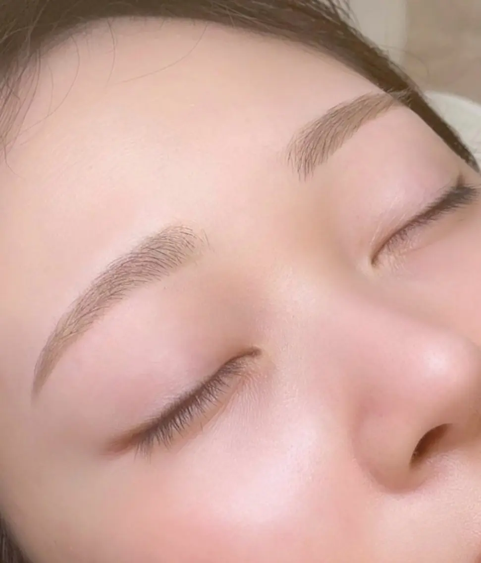 ⭐️アイブロウWAXスタイリング無料練習モデル⭐️の写真
