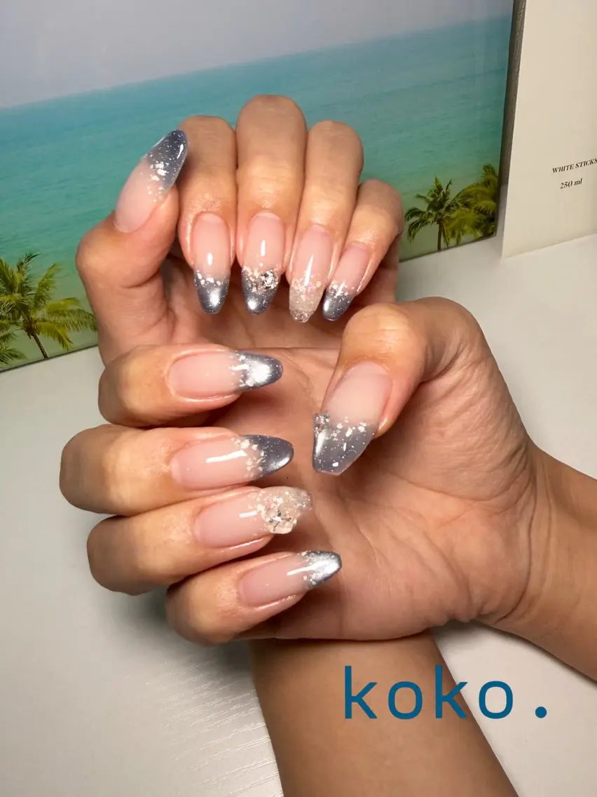 ネイル フレンチネイル ジェルネイル ラメ(グリッター) マグネットネイル マグネットワンカラー koko nailのネイルデザイン