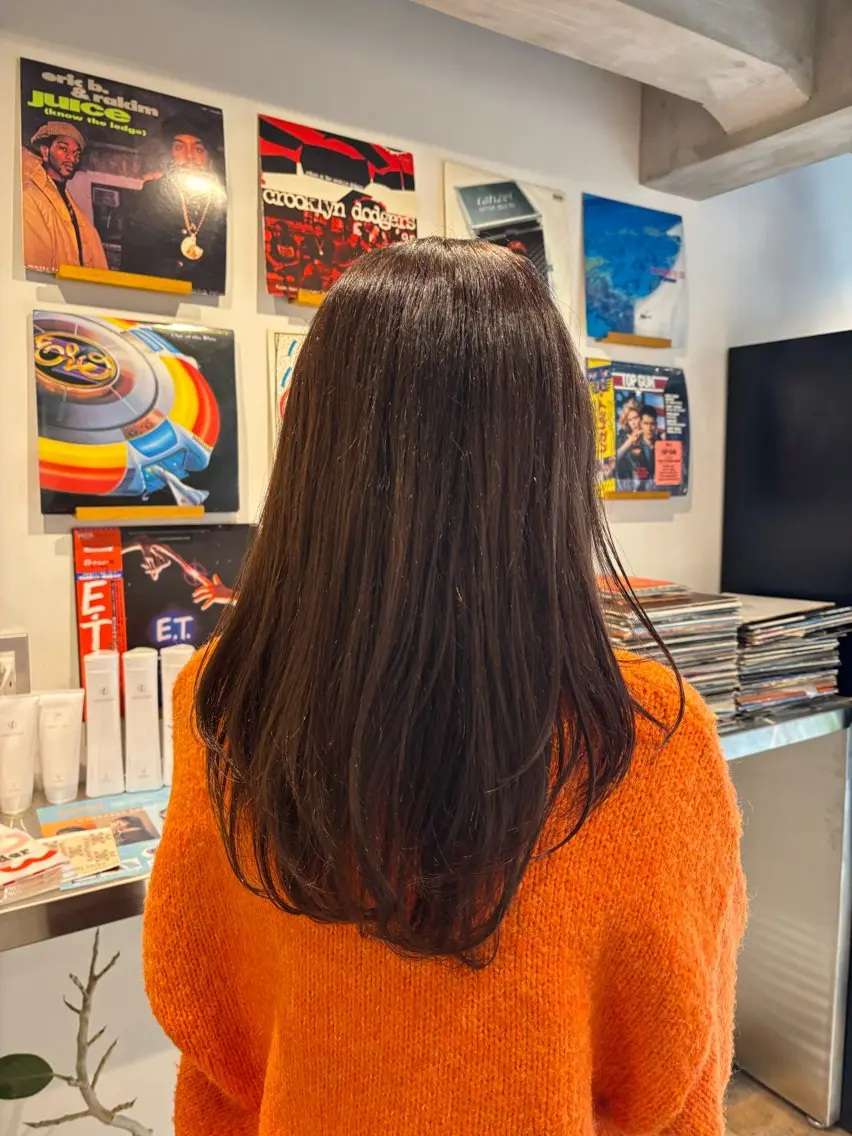 セミロング カラー ブラウンカラー レイヤーカット tender🐬 まゆかのヘアスタイル