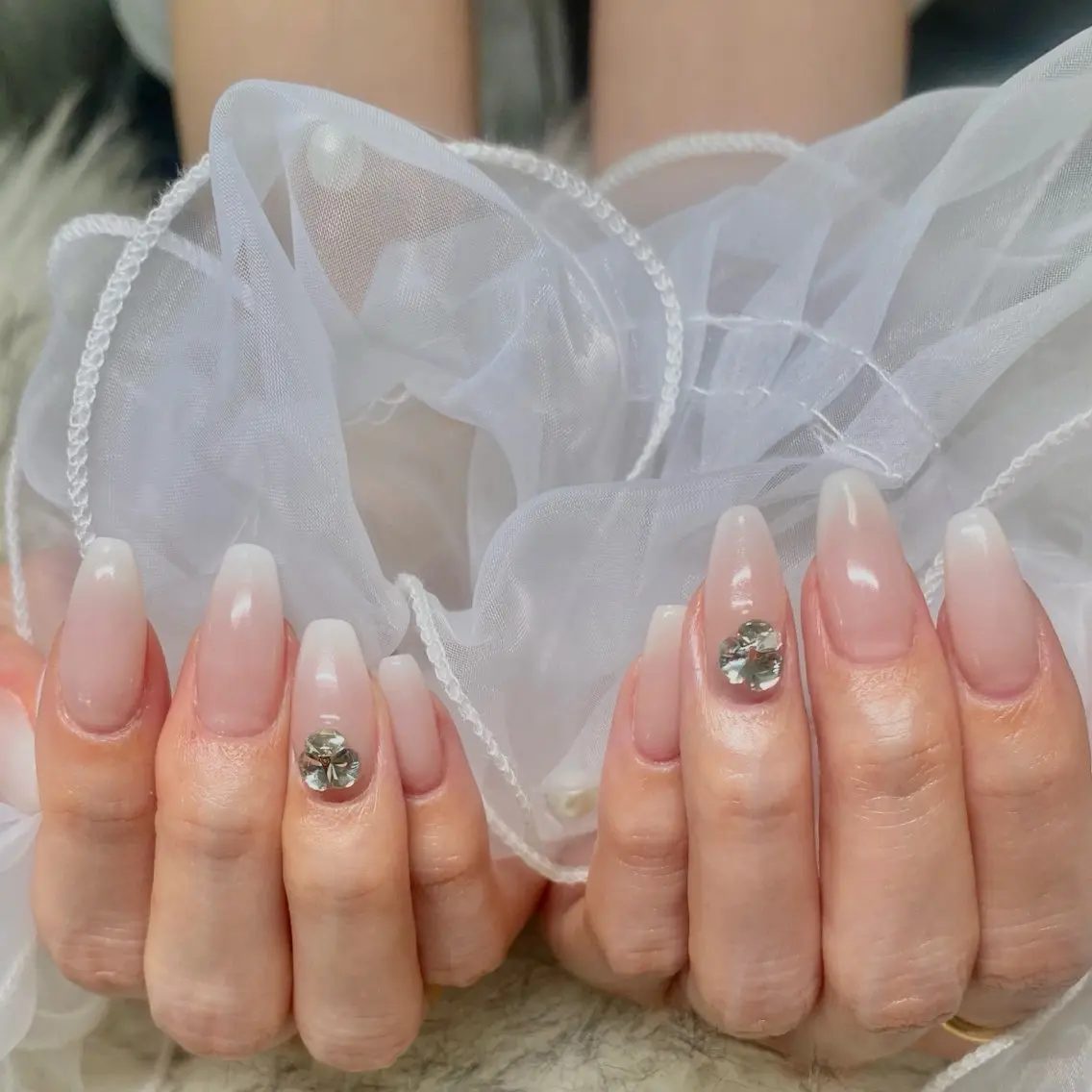 ネイル Roi〈ロワ〉 Reikaのネイルデザイン