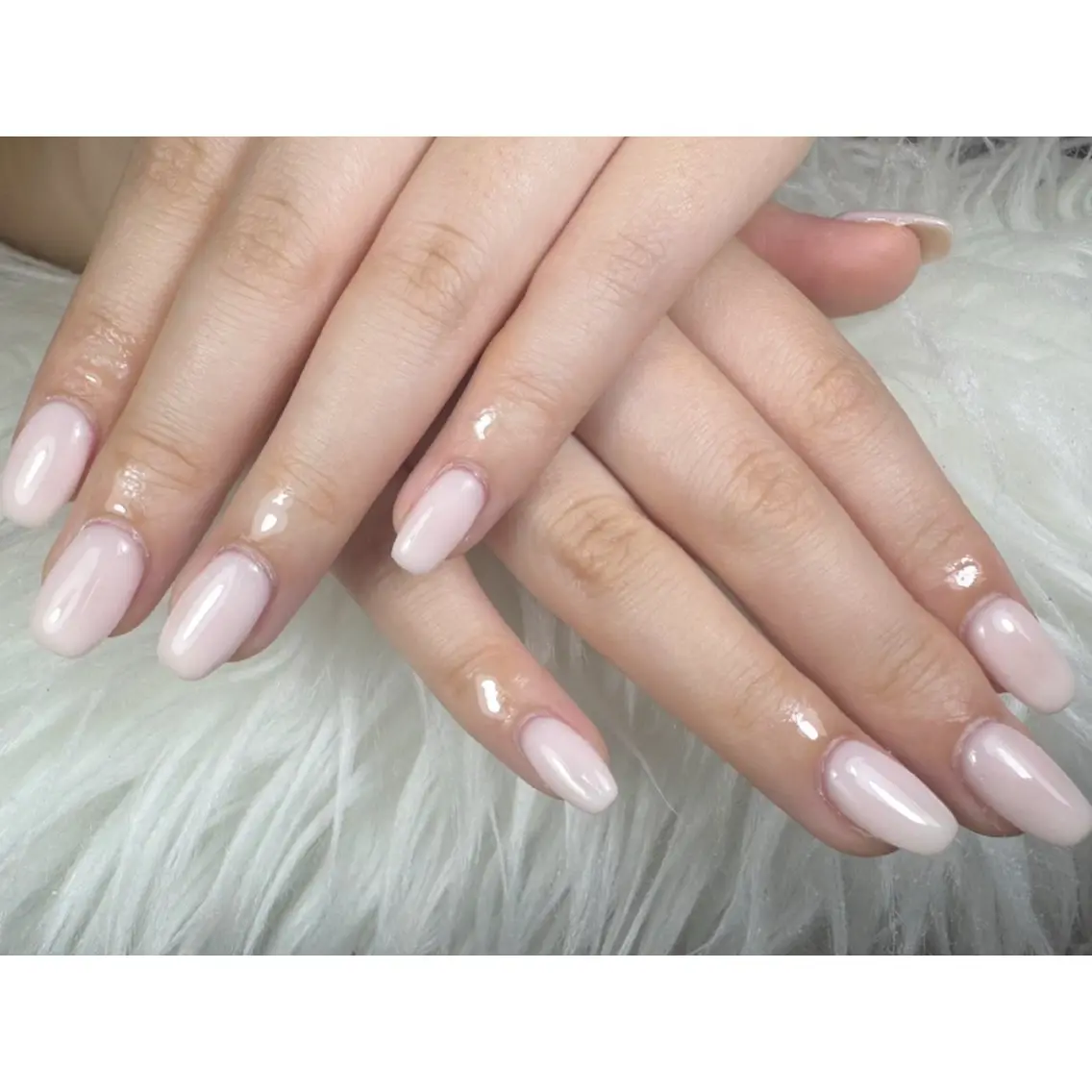 ネイル ワンカラーネイル LAVISH sakiのネイルデザイン
