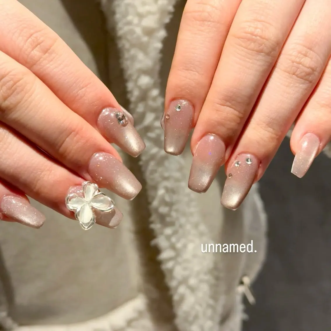 ネイル 成人式 マグネットネイル ピンク ストーンネイル unnamed. Kurumiのネイルデザイン