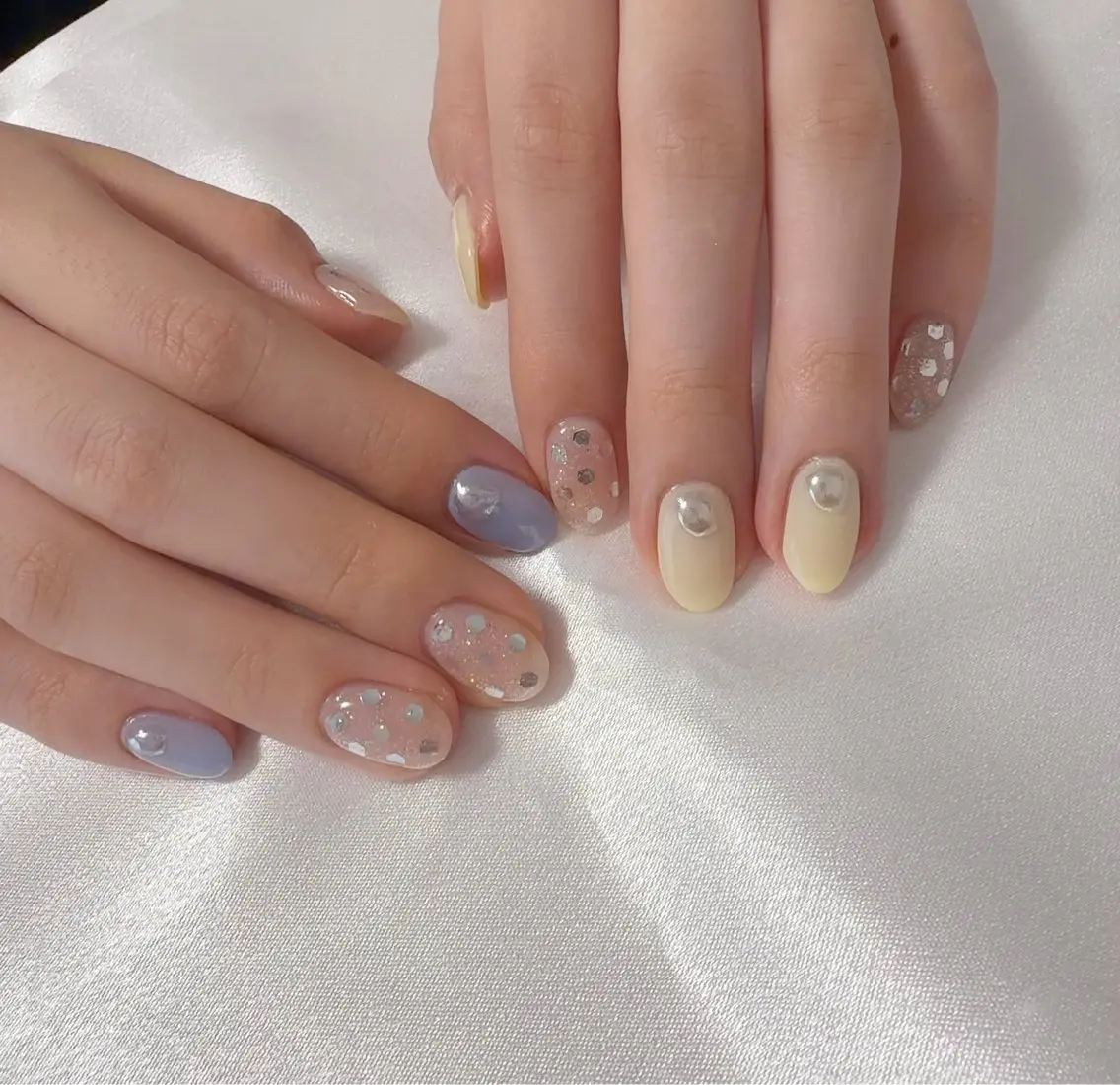 ネイル ホログラムネイル キラキラネイル パステルネイル nail lumièreのネイルデザイン