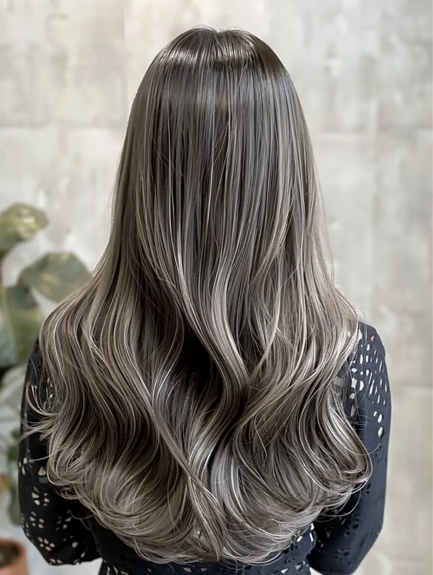 ロング カラー ブリーチなしWカラー 超特化/YURAのヘアスタイル