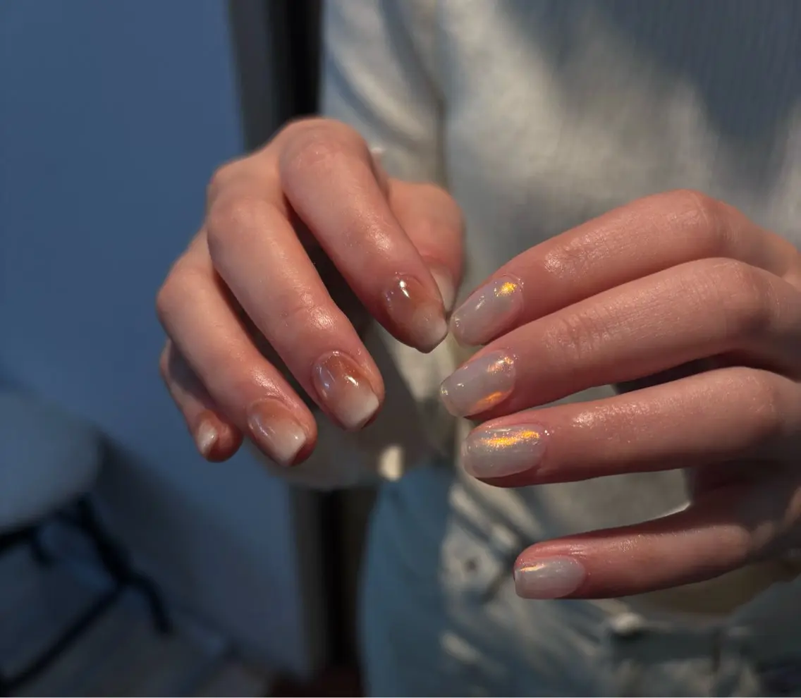 ネイル グラデーション ミラーネイル ハンドネイル free'snail N A Oのネイルデザイン