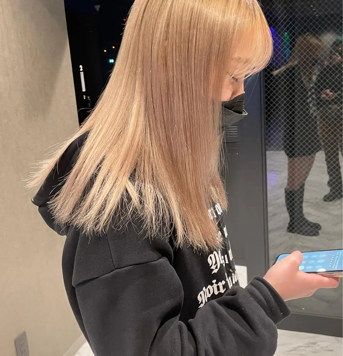 ロング カラー さと ちはるのヘアスタイル