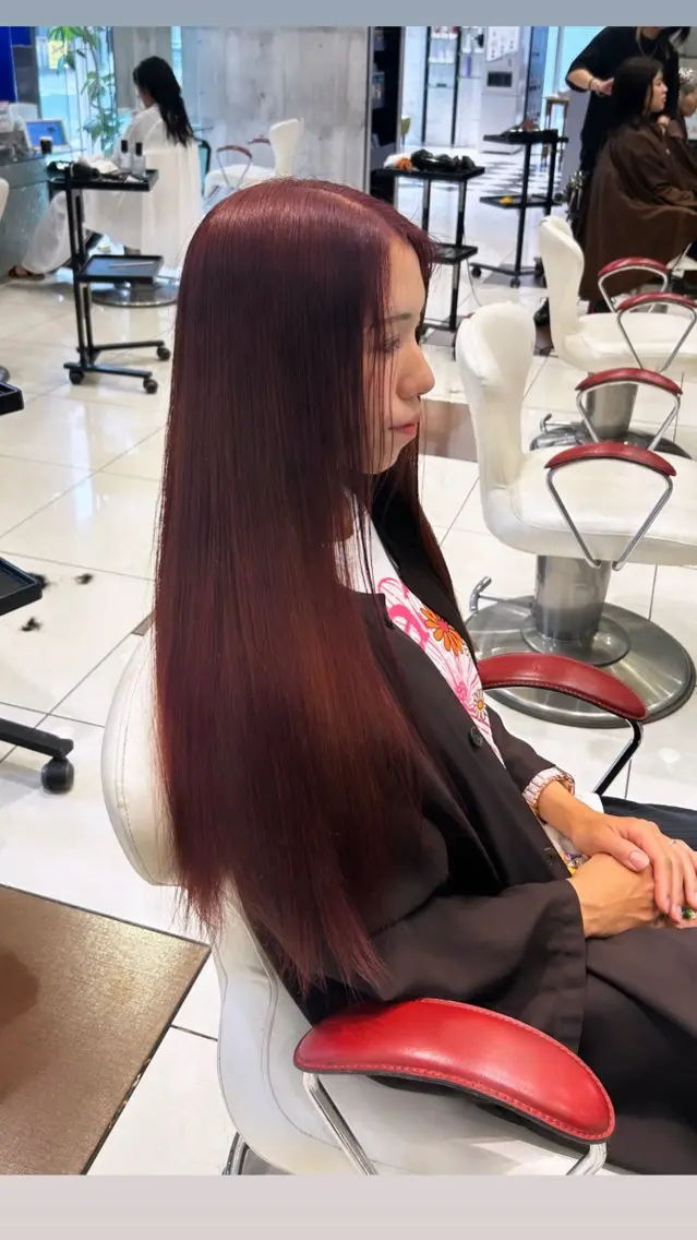 ロング カラー ヘアカラー ハイトーンカラー✨️ 艶カラー特化Amiのヘアスタイル