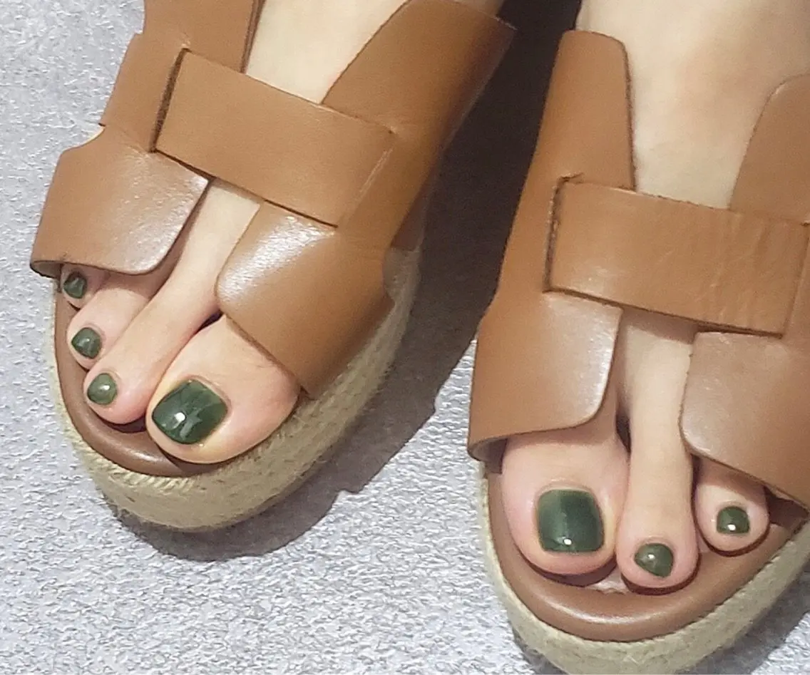 フットバス甘皮ケア付き ワンカラー7000円の写真