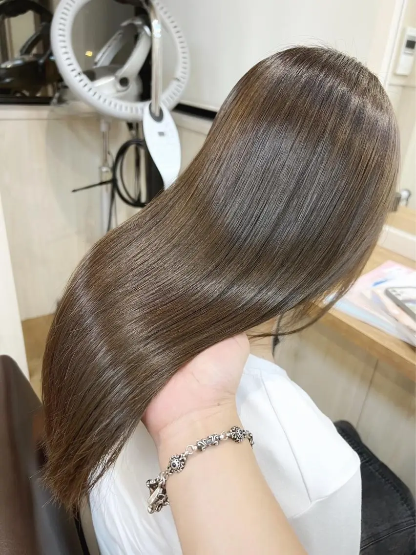 【限定♡】イルミナカラーカット✂️+髪質改善トリートメントの写真
