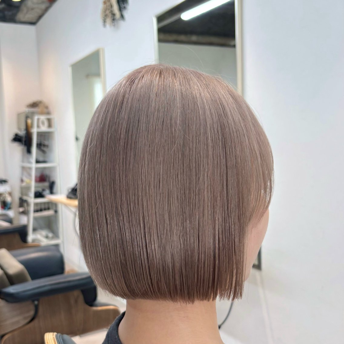 ショート カット ヘアカラー トリートメント レイヤー/艶感 /透明感カラー/うみのヘアスタイル