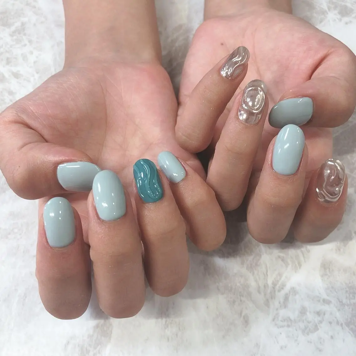 ネイル ハンドネイル 西岡 杏のネイルデザイン