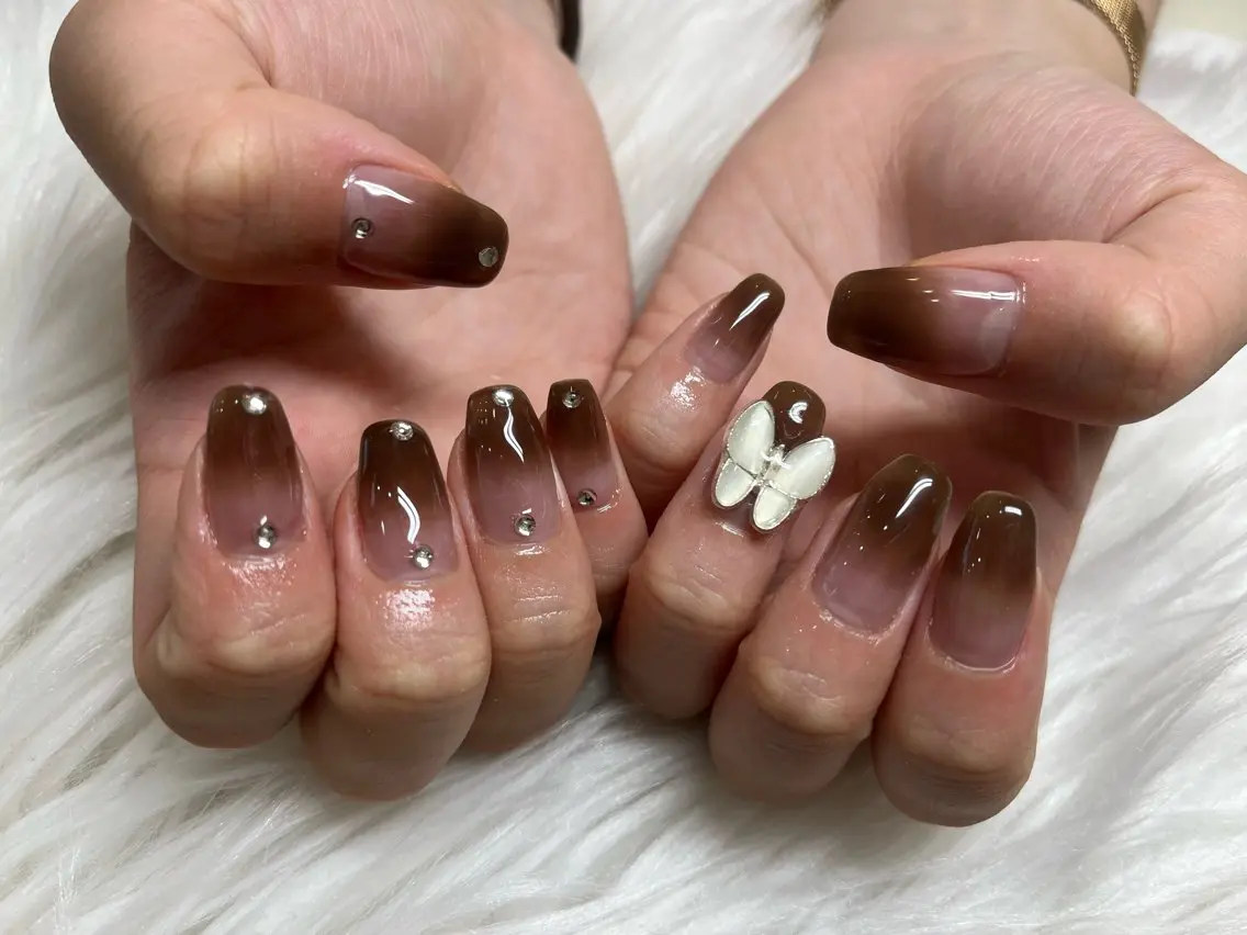 ネイル ハンドネイル SOARE🤍 🤍のネイルデザイン
