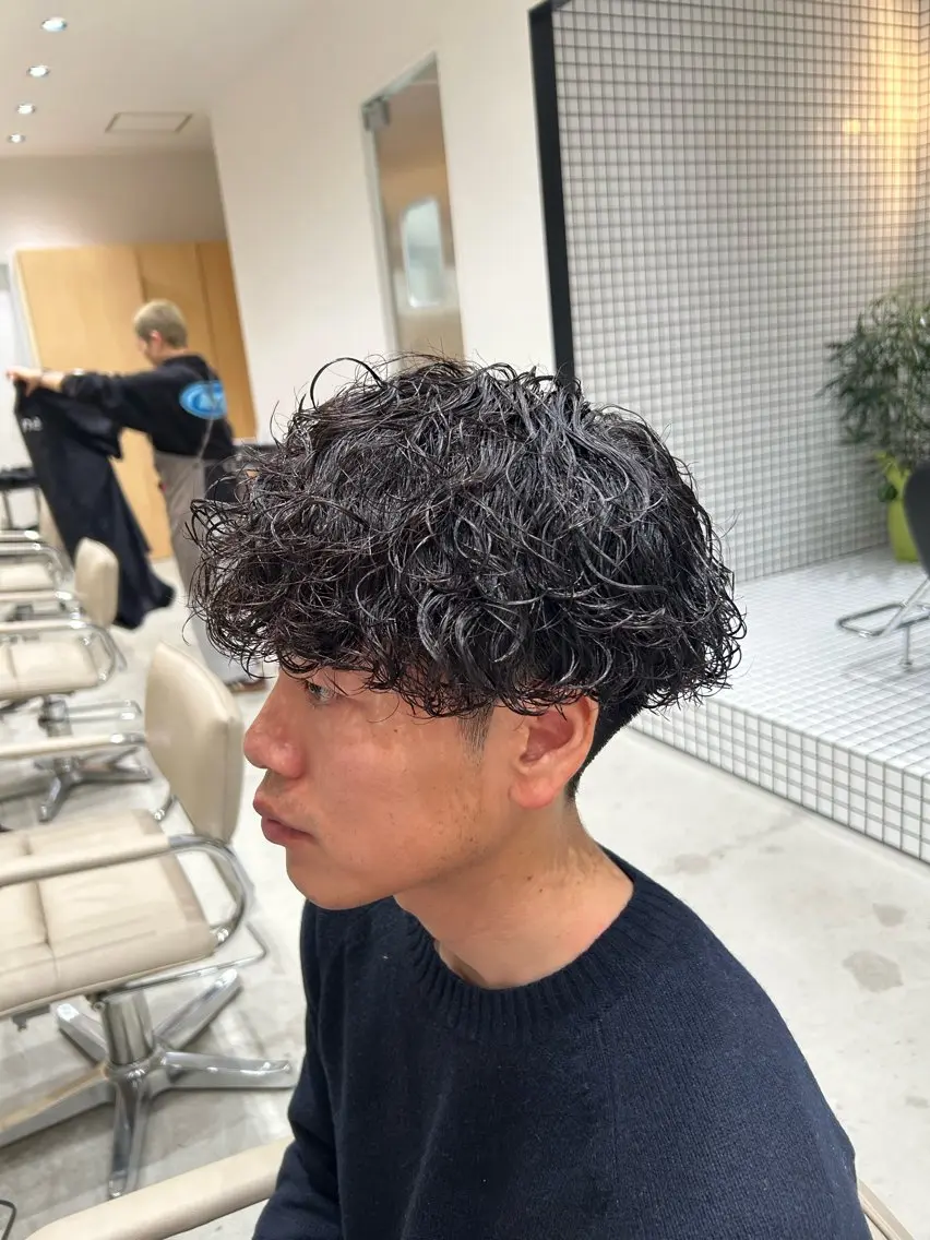 パーマ メンズ フェードカット メンズパーマ 🐲ツイスパ🐲 フェード/龍のヘアスタイル