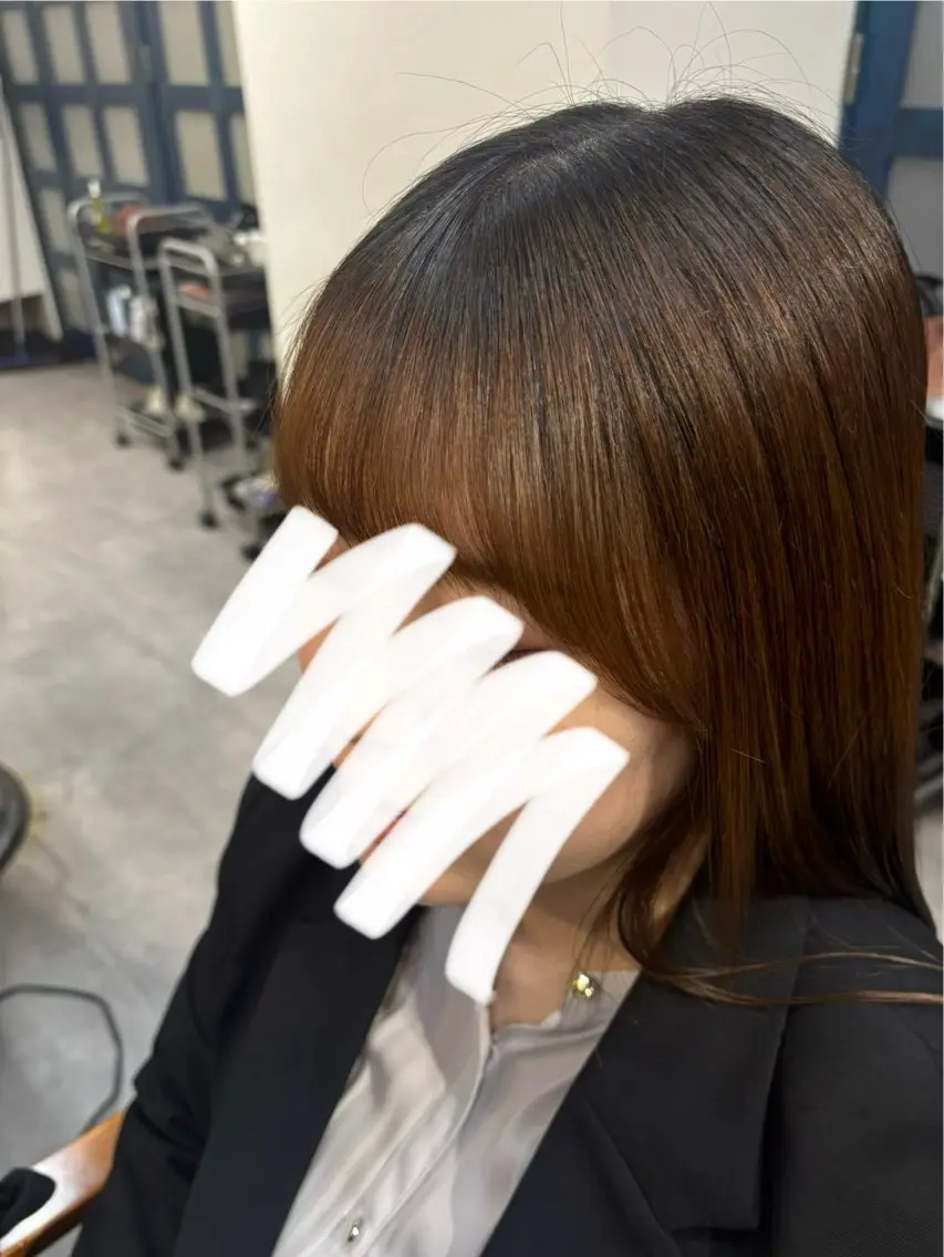 🪻顔まわり縮毛矯正+前髪カット🪻の写真