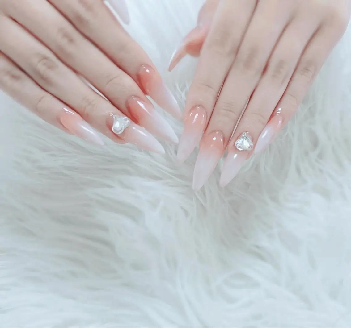 ネイル ESPOIR Ｎのネイルデザイン