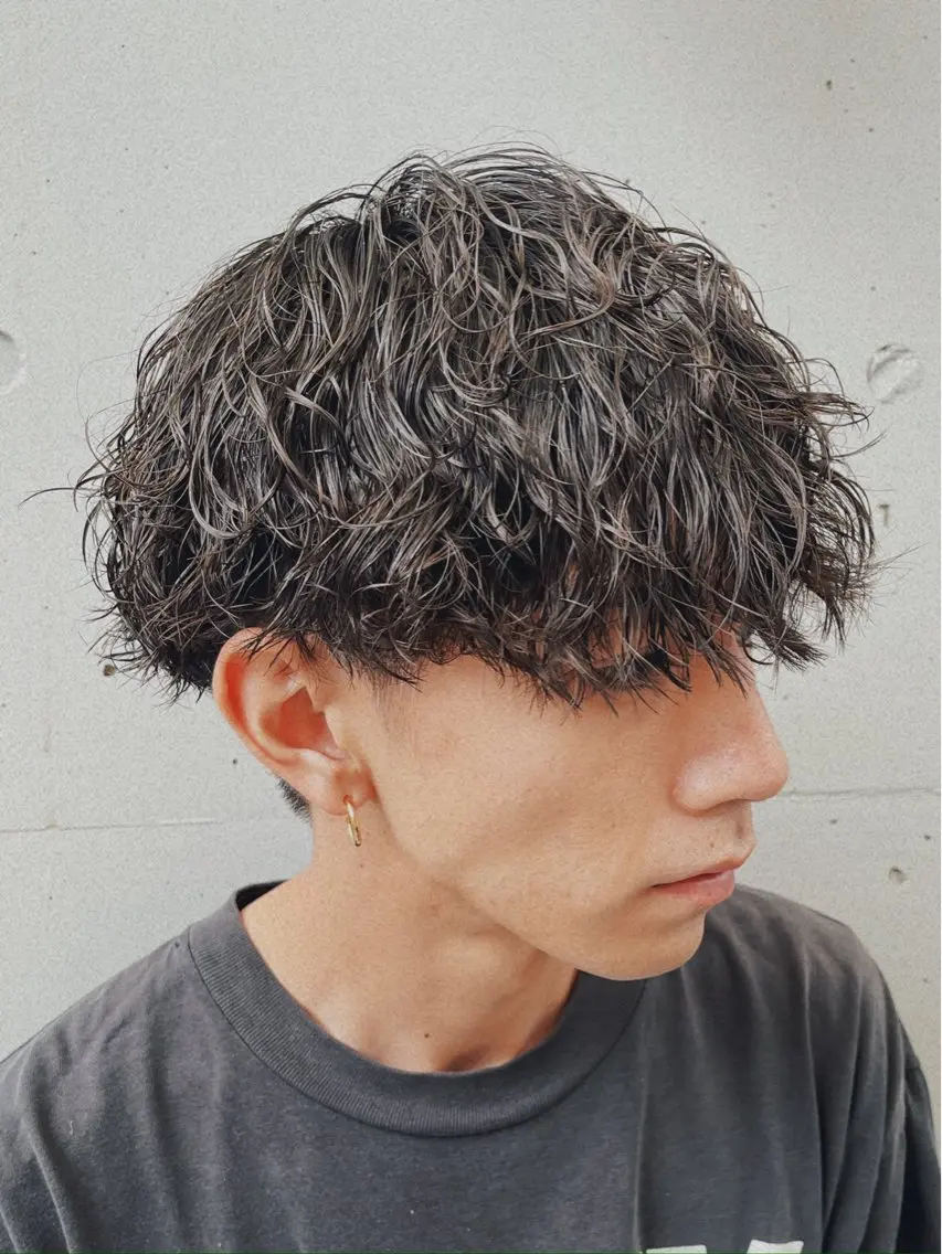 カット＋ツイストスパイラルパーマ＋トリートメントの写真