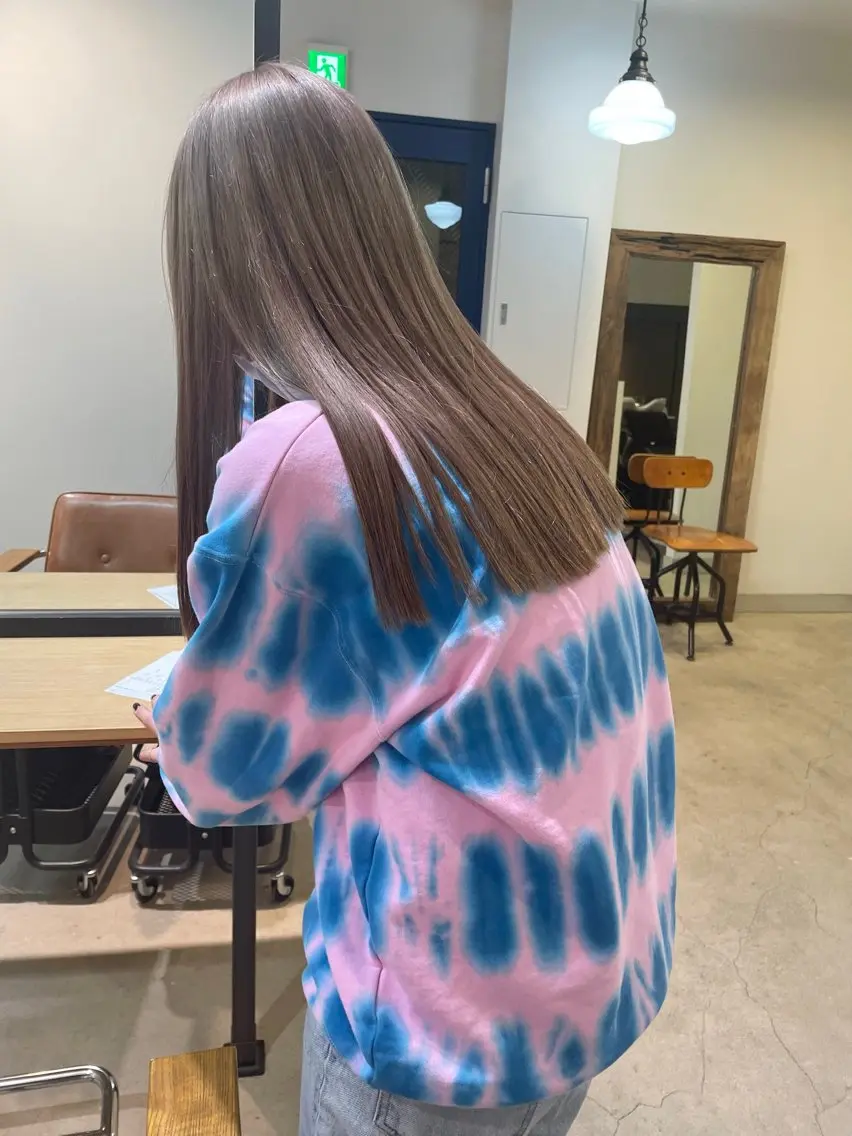 カラー ヘアカラー 🎗️ブリーチ 🎗️ダブルカラーのヘアスタイル