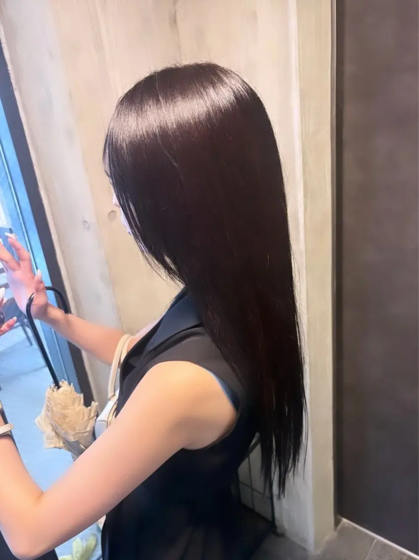 カラー ヘアカラー 🩶𝐤𝐢𝐧𝐚 🩶のヘアスタイル
